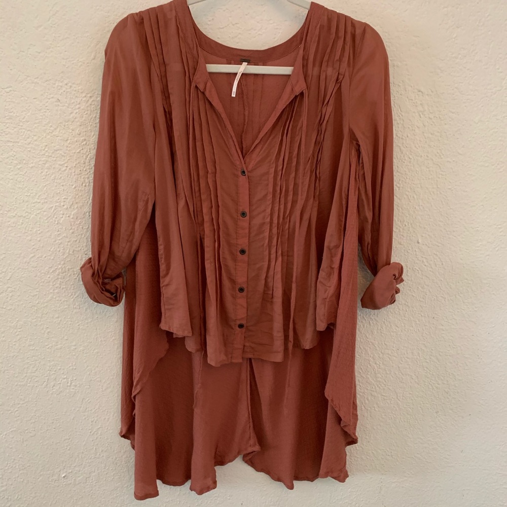 High/low long sleeve Free People blouse